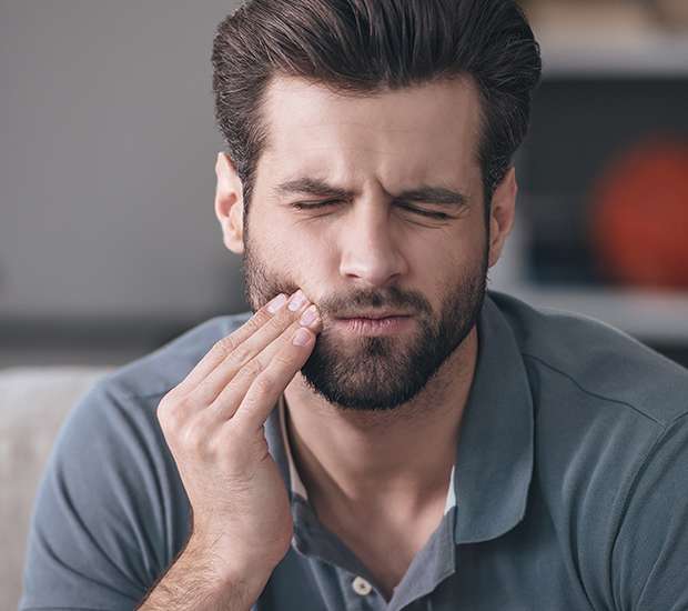 Encinitas Can a Cracked Tooth be Saved with a Root Canal and Crown